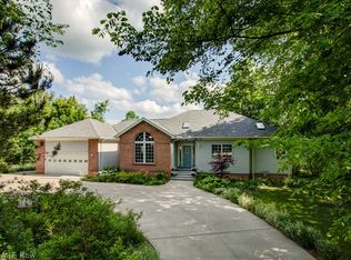 1354 E Twinsburg Rd, Macedonia, OH 44056