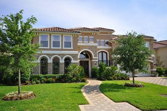 1st image of 13915 Hampton Cove Dr