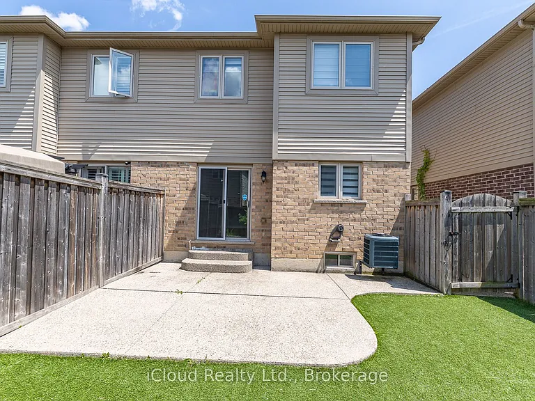 113 Echovalley Dr — Photo 49