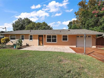 30641 Lake Ave, Tavares, FL, 32778