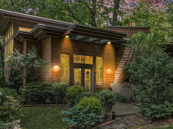 6888 Ann Arbor Rd, Jackson, MI 49201