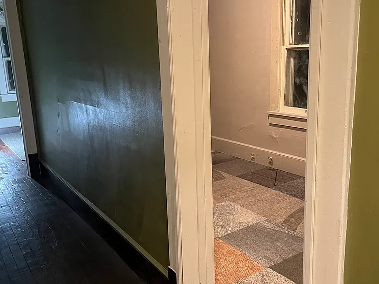 20 Crocker Ave — Photo 3