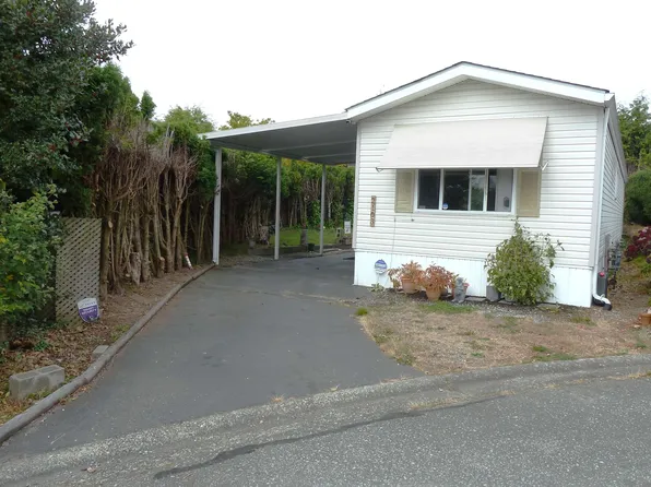 2103 Tyne Pl, Surrey, BC V4A 5K6