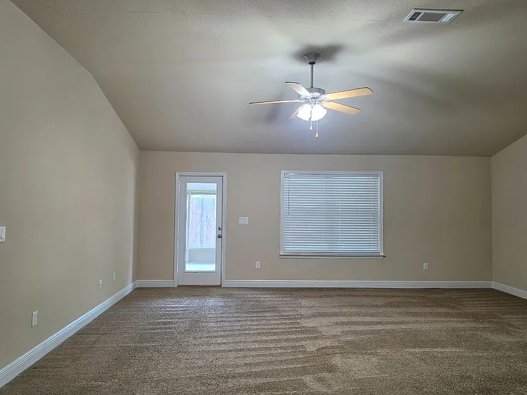 14645 Birkdale Dr — Photo 11