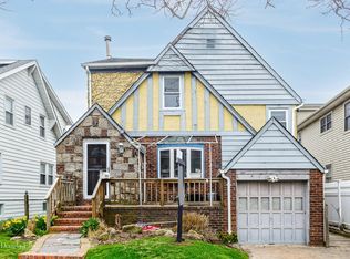 535 E Penn St, Long Beach, NY 11561