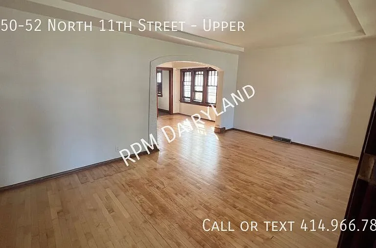 3950-52 N 11th St #UPPER — Photo 7