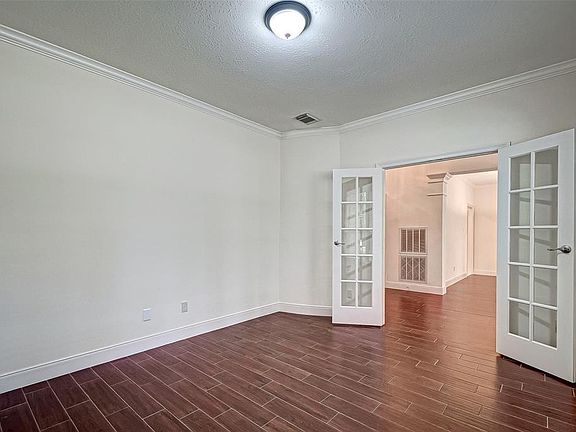 4th image of 22410 Rolling Meadow Ln