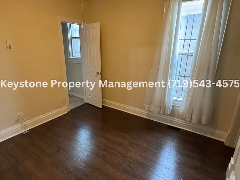 1410 Carteret Ave — Photo 7