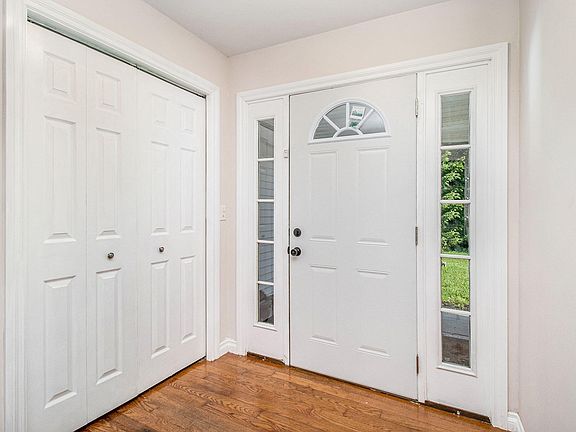 3rd image of 10440 Avenue