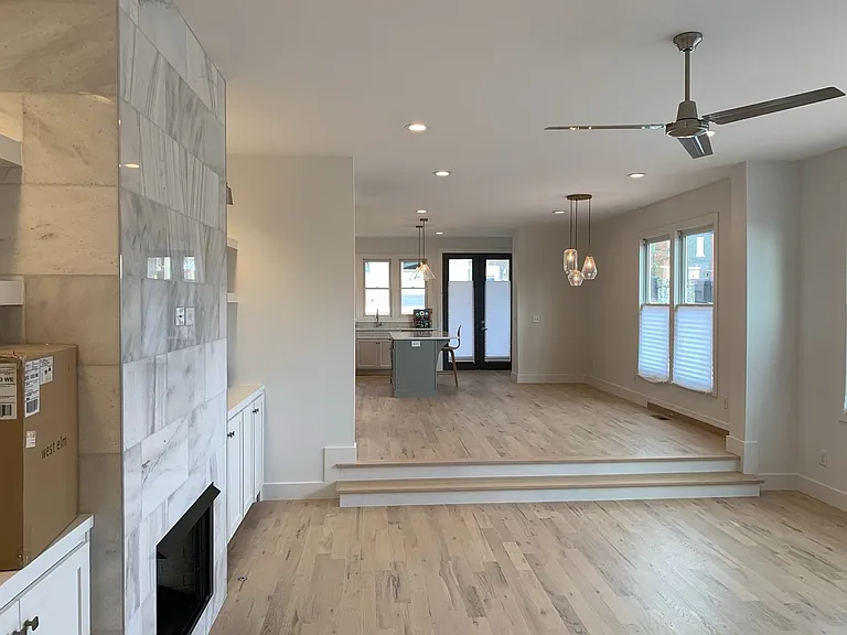 523 Fatherland St #B — Photo 8