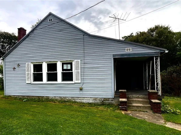 2645 W Sunbury Rd, Boyers, PA 16020
