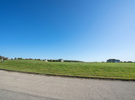 4th image of 7776 Bentgrass Cir