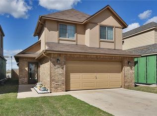 1709 SW 20th St, Moore, OK 73170