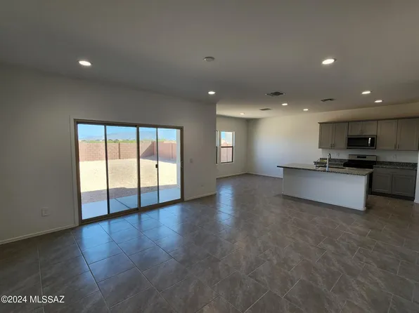 4086 E Market St, Tucson, AZ 85706