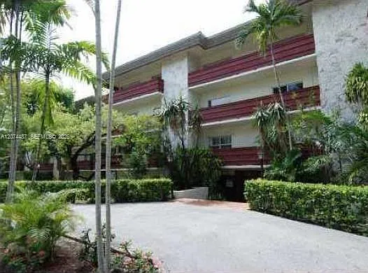 Villa Capri Condo — Photo 1