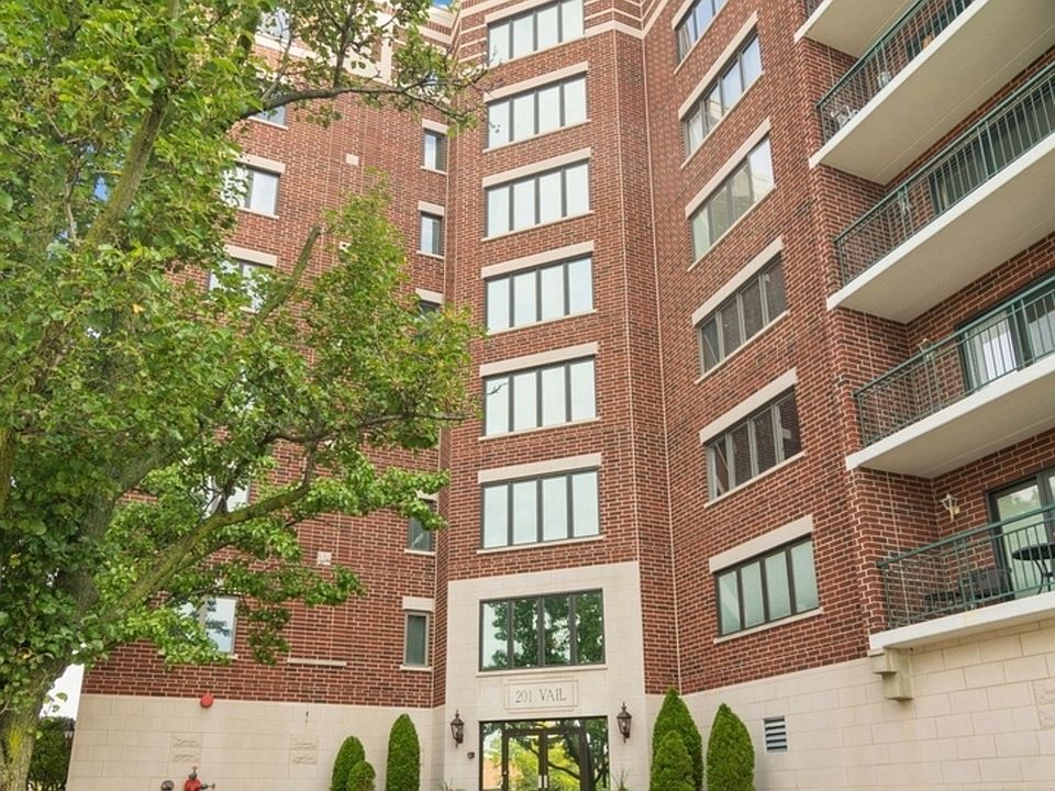 1st image of 201 N Vail Ave APT 706