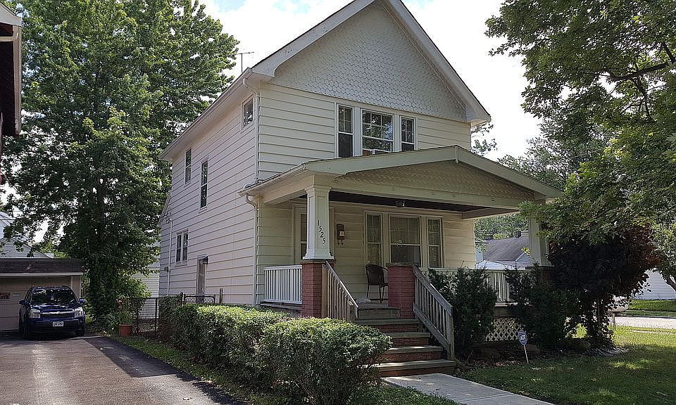 1st image of 1525 E 219th St