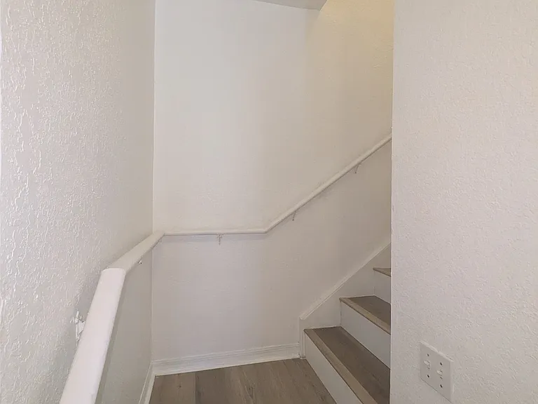 4015 Venetian Bay Dr #103 — Photo 9