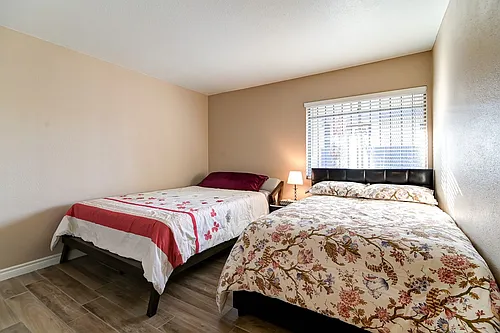 1440 Vegas Valley Dr #10 Photo 1 1440 Vegas Valley Dr #10 Photo 1