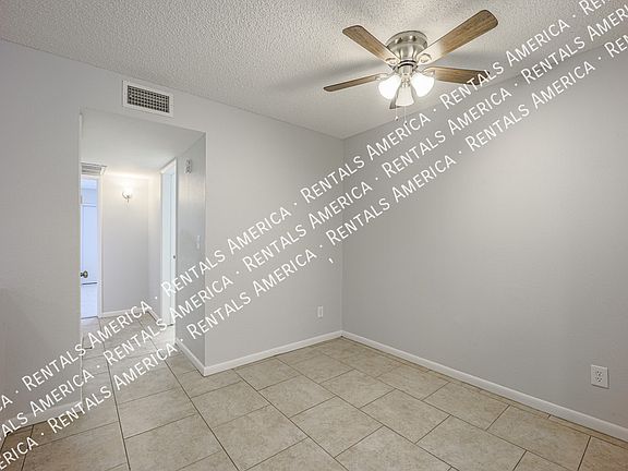5th image of 747 S Extension Rd Unit 112