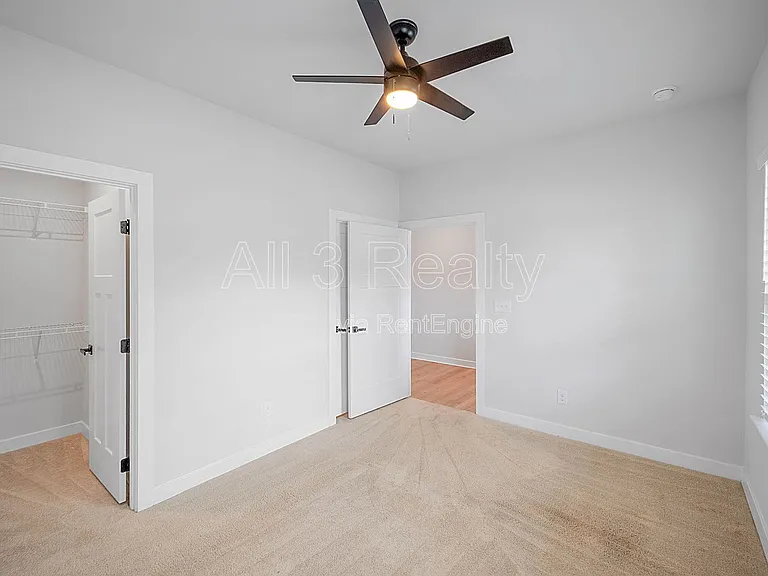 533 Daffodil Ln — Photo 12