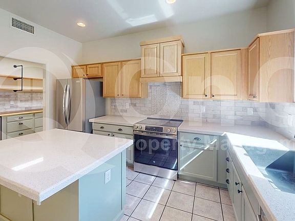 3rd image of 38354 S Skyline Dr