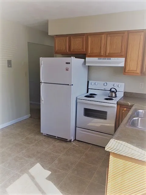 2 bed, $850 — Photo 1