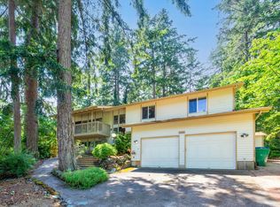 2011 180th Ct NE, Redmond, WA 98052