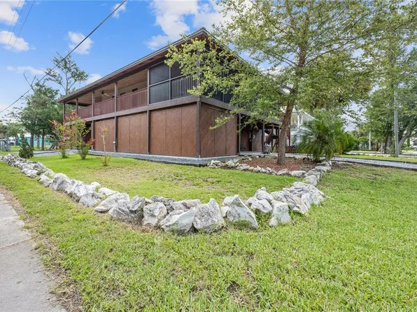 1950 NW 19th St, Crystal River, FL 34428