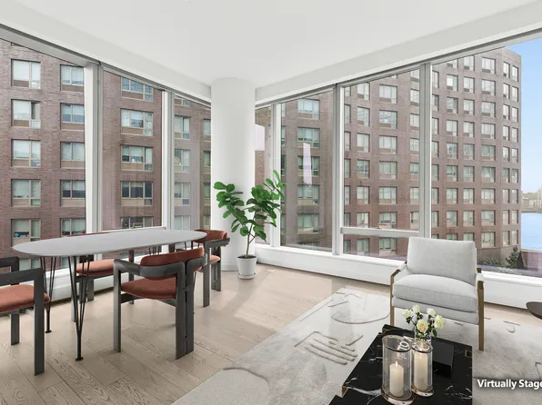 252 South Street image 4 of 61