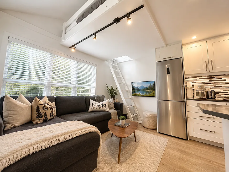 2170 Sarajevo Dr #3