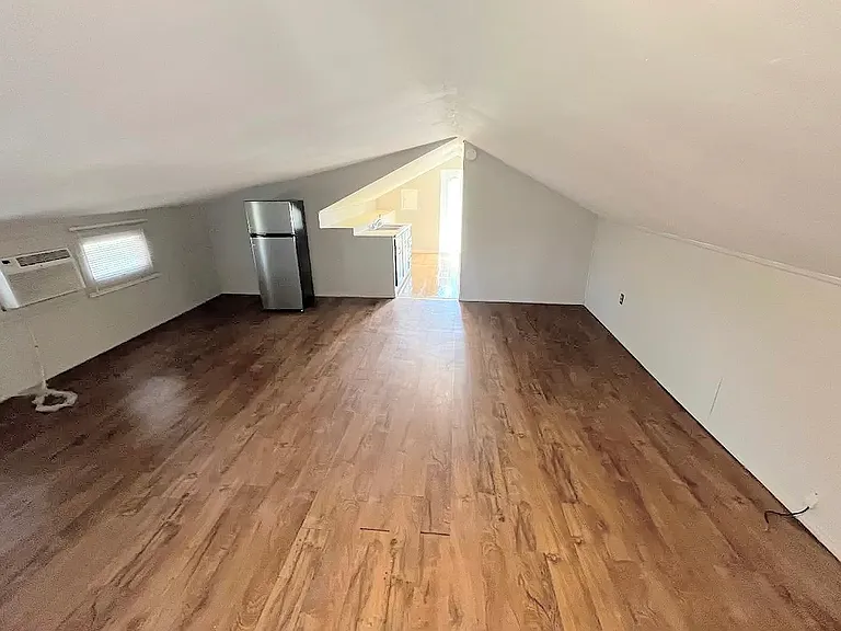 215 N Buena Vista Dr #C — Photo 2