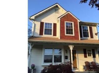 70 Lindsey Ave, Runnemede, NJ 08078