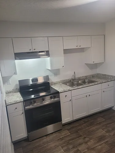 924 W Cinnabar Ave #917 Photo 1
