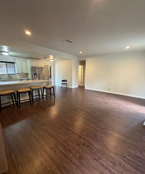 334 Greenoch Way