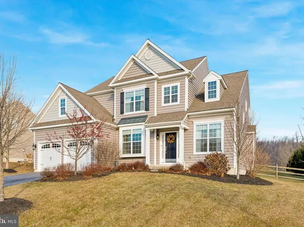 169 Patriot Ln, Downingtown, PA 19335
