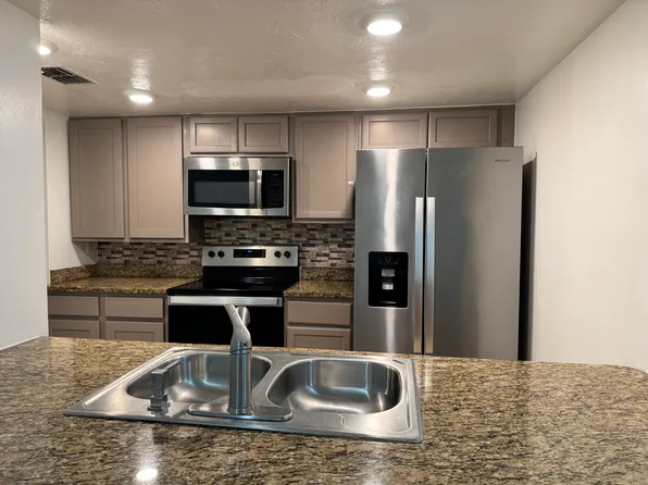6920 SW 46th Ave, Gainesville, FL 32608