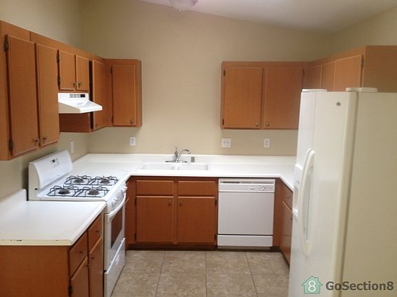 2nd image of 2124 Peach Hill Ave