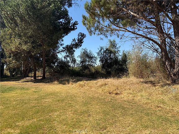 3rd image of 16556 Road 19