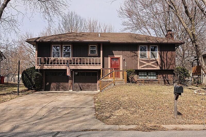 1st image of 409 SE Sherri Ln