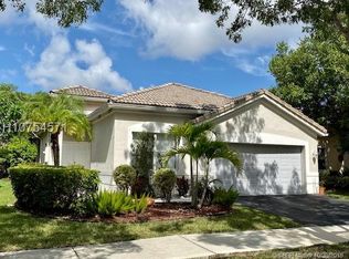 4309 Willow Ridge Dr, Weston, FL 33331