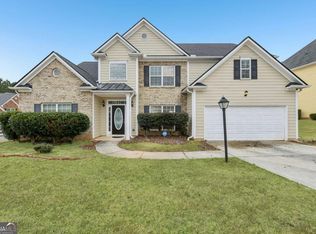 2393 Shady Maple Ln, Loganville, GA