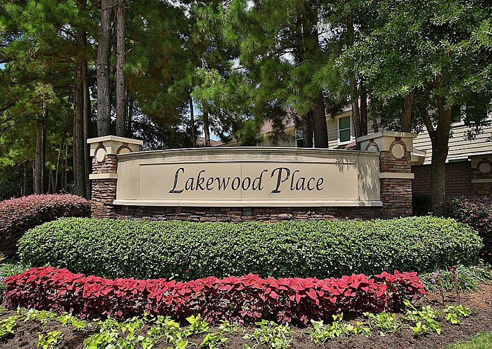 1st image of 16132 Limestone Lake Dr