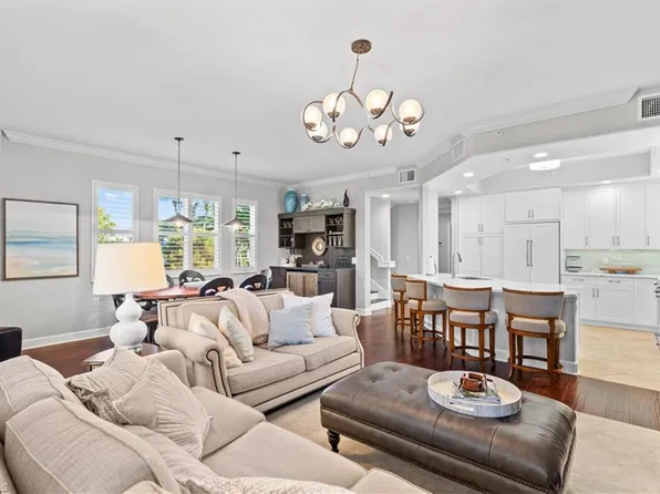 1104 6th ST S #1, NAPLES, FL 34102