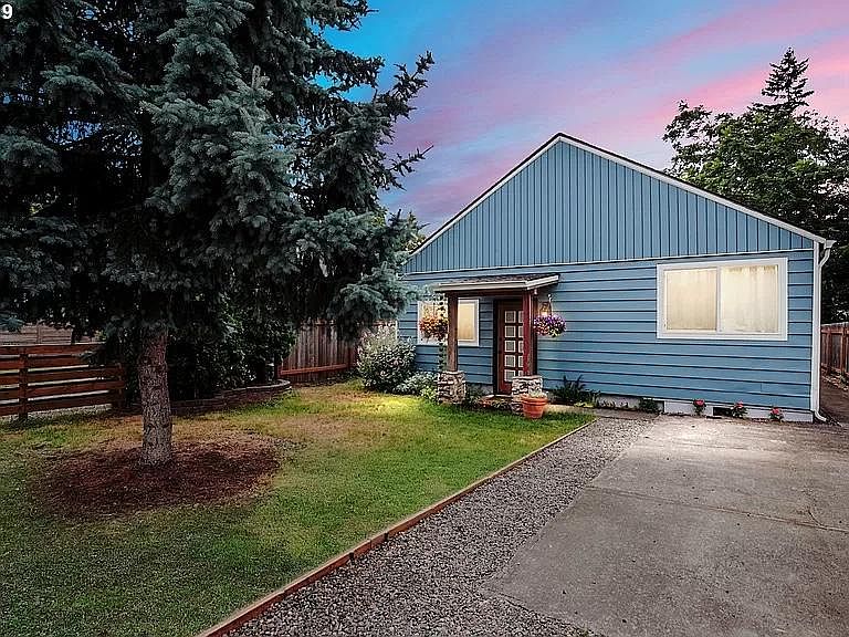 1st image of 6935 SE 68th Ave