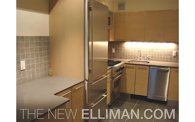 Sold by Douglas Elliman | media 14