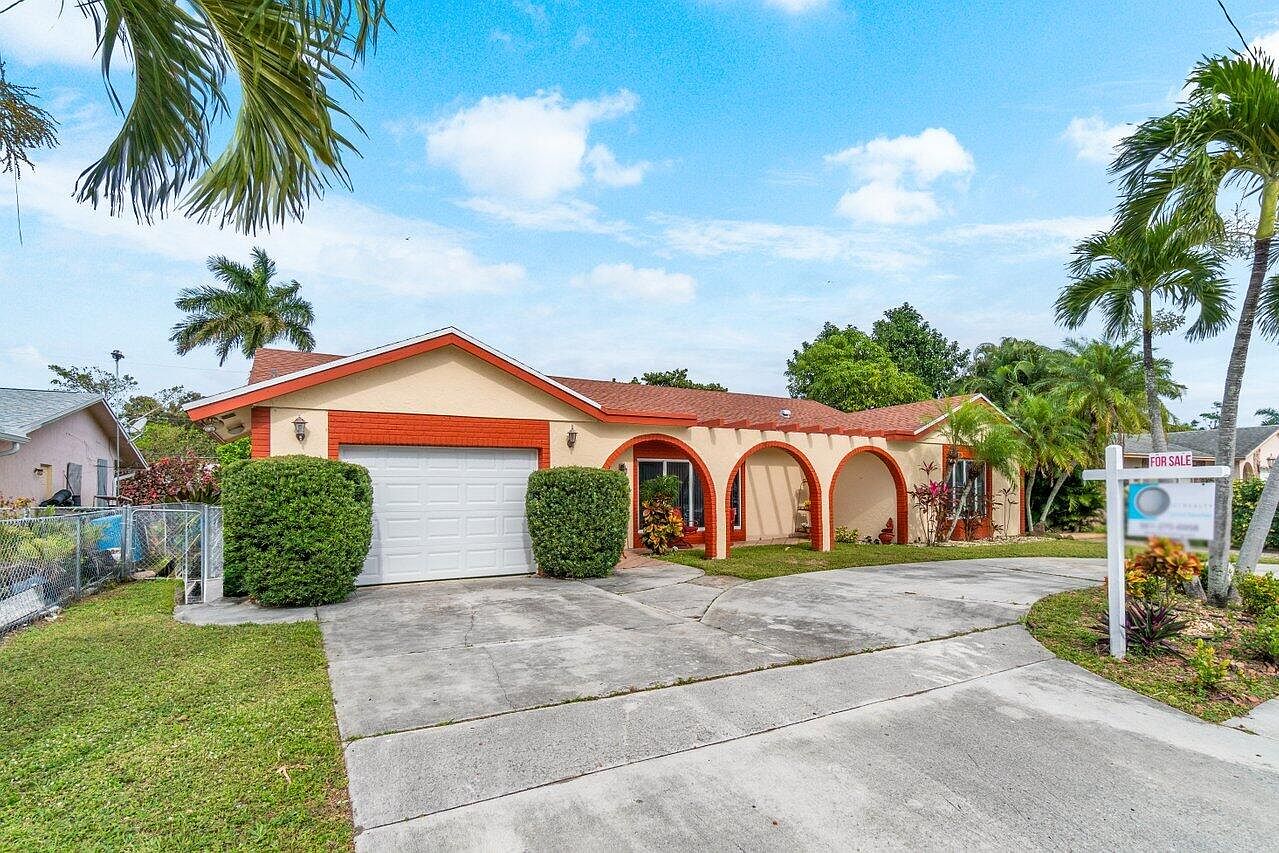 2841 Hypoluxo Rd #2841, Lake Worth, FL 33462 | MLS #RX-10944574 | Zillow
