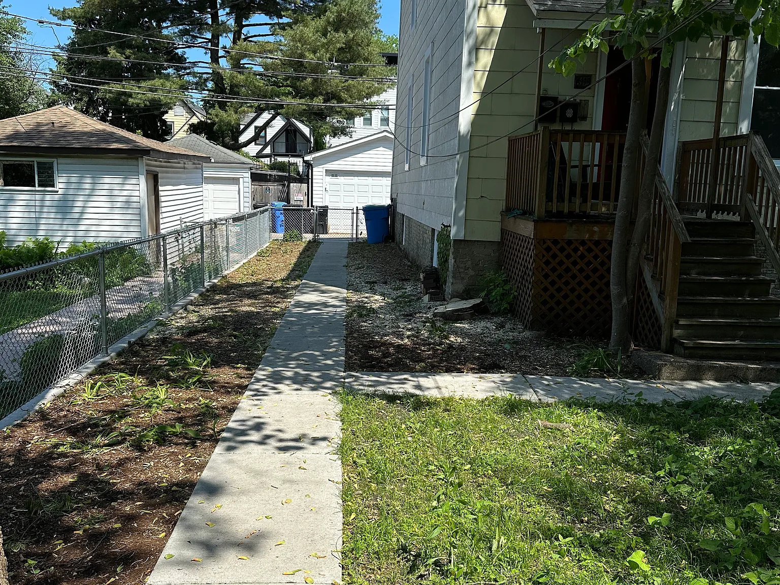 2 bed, 800 sqft, $1,700 — Photo 2