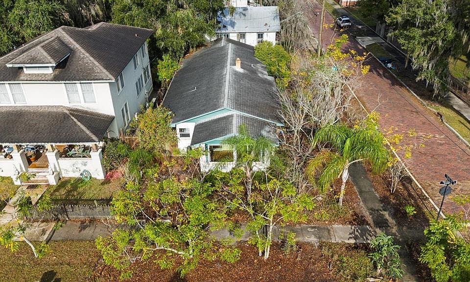 1st image of 211 Kirkland St