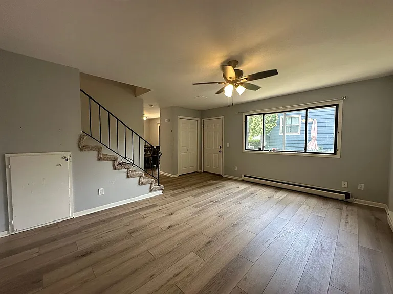 604 Bartels St. — Photo 8